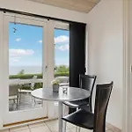 2 Bedroom Cozy In * Nyborg