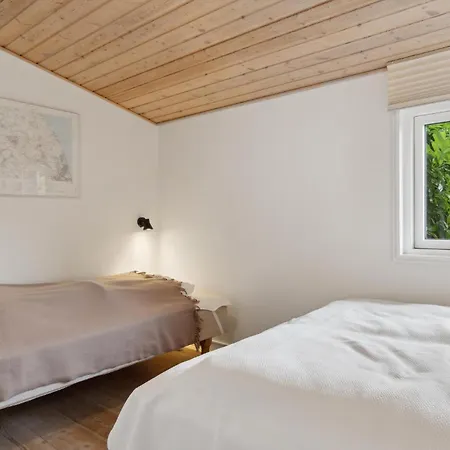 2 Bedroom Cozy In