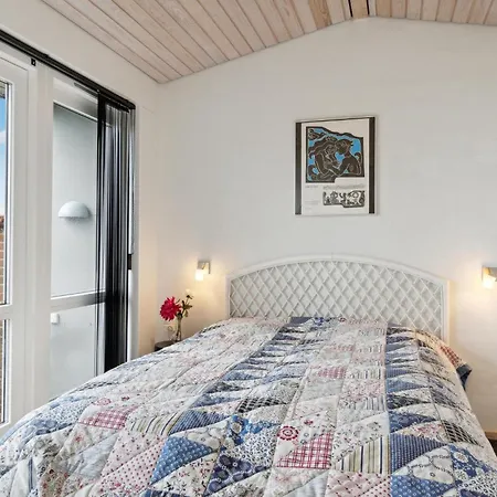 2 Bedroom Cozy In Holiday home Nyborg
