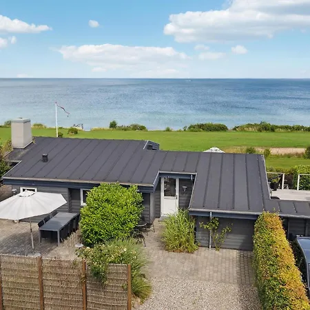 2 Bedroom Cozy In Feriehus